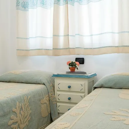 Le Due Isole أولبيا