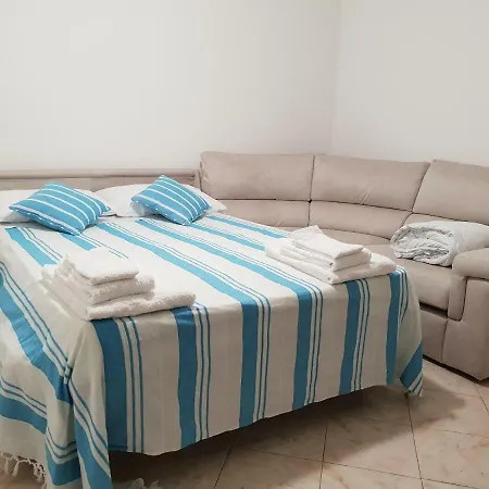 Le Due Isole Alloggio in famiglia